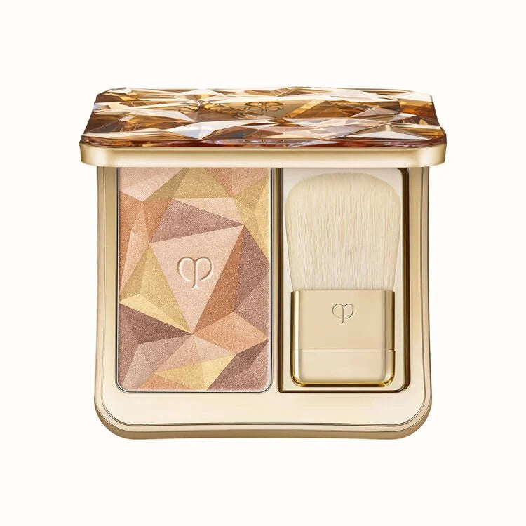 Clé de Peau Beauté: The Luminizing Face Enhancer