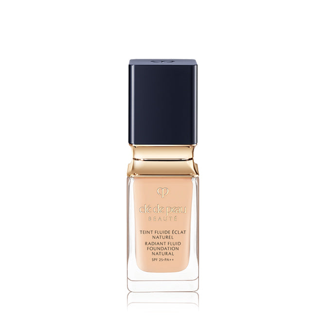 Clé de Peau Beauté: Radiant Fluid Foundation Natural SPF 25 - 35ml