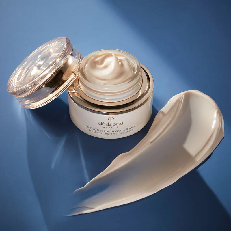 Clé de Peau Beauté Protective Fortifying Cream - 50ml